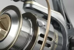 Trout Master Tactical Trout TT2 2000 Molen BB 6+1 - 256gr -Goedkope Hengels winkel trout master tactical trout tt2 2000 molen bb 61 2 2